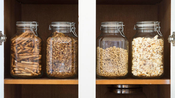 How to Clean and Refresh Your Pantry for Spring – Sunset Magazine