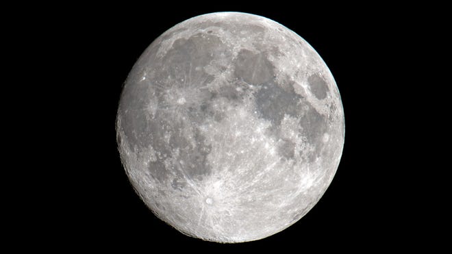 Full worm moon will rise Sunday evening; but is it a supermoon?