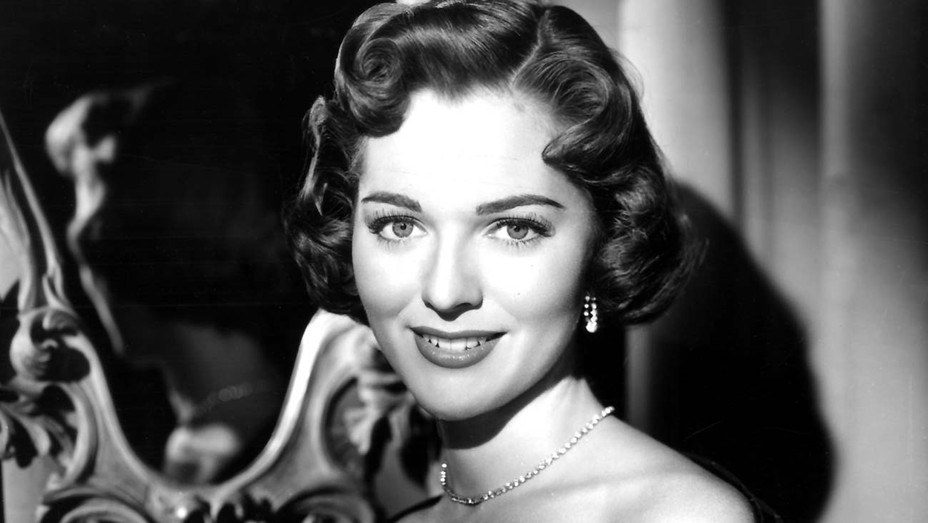 Joan Weldon Dead: Actress Pursued by Giant Ants in ‘Them!’ Was 90 | Hollywood Reporter