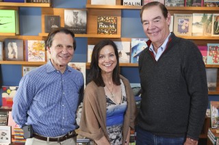 Happy ending for Warwick’s bookstore as local investors step in to save the day – The San Diego Union-Tribune