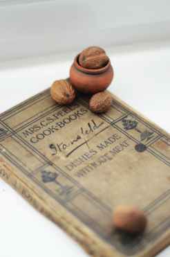 A Database of 5,000 Historical Cookbooks–Covering 1,000 Years of Food History–Is Now Online | Open Culture